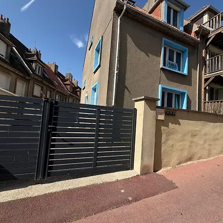 Privée à 50 M De La Salle De Bain Et Cuisine Commune * Le Portel